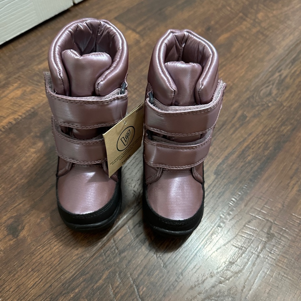 KAMIK WATERPROOF NWT SNOW BOOTS TODDLER SIZE 5